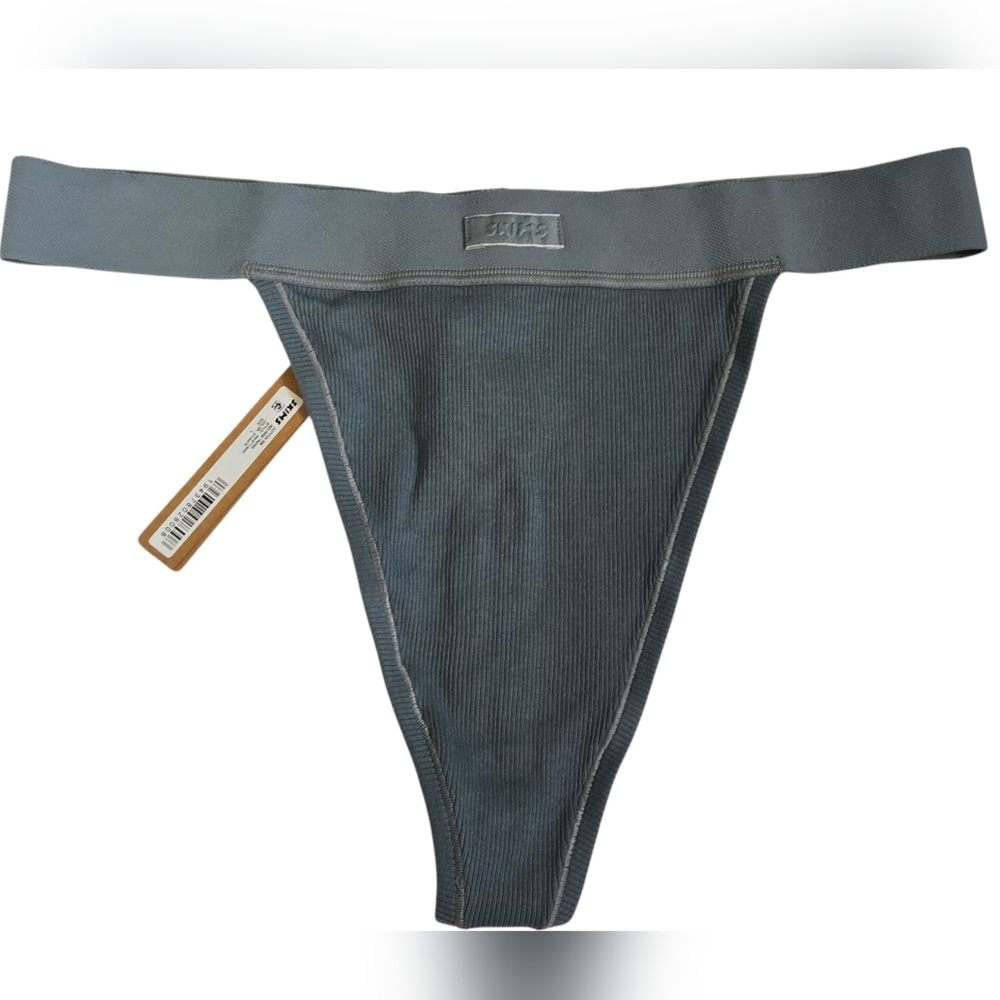 Skims Cotton Rib Mid-Rise Kyante Thong